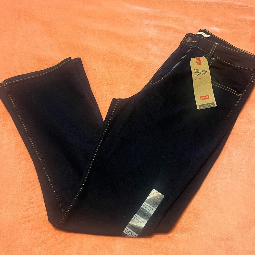 Levi's Women's High Rise Bootcut Jeans